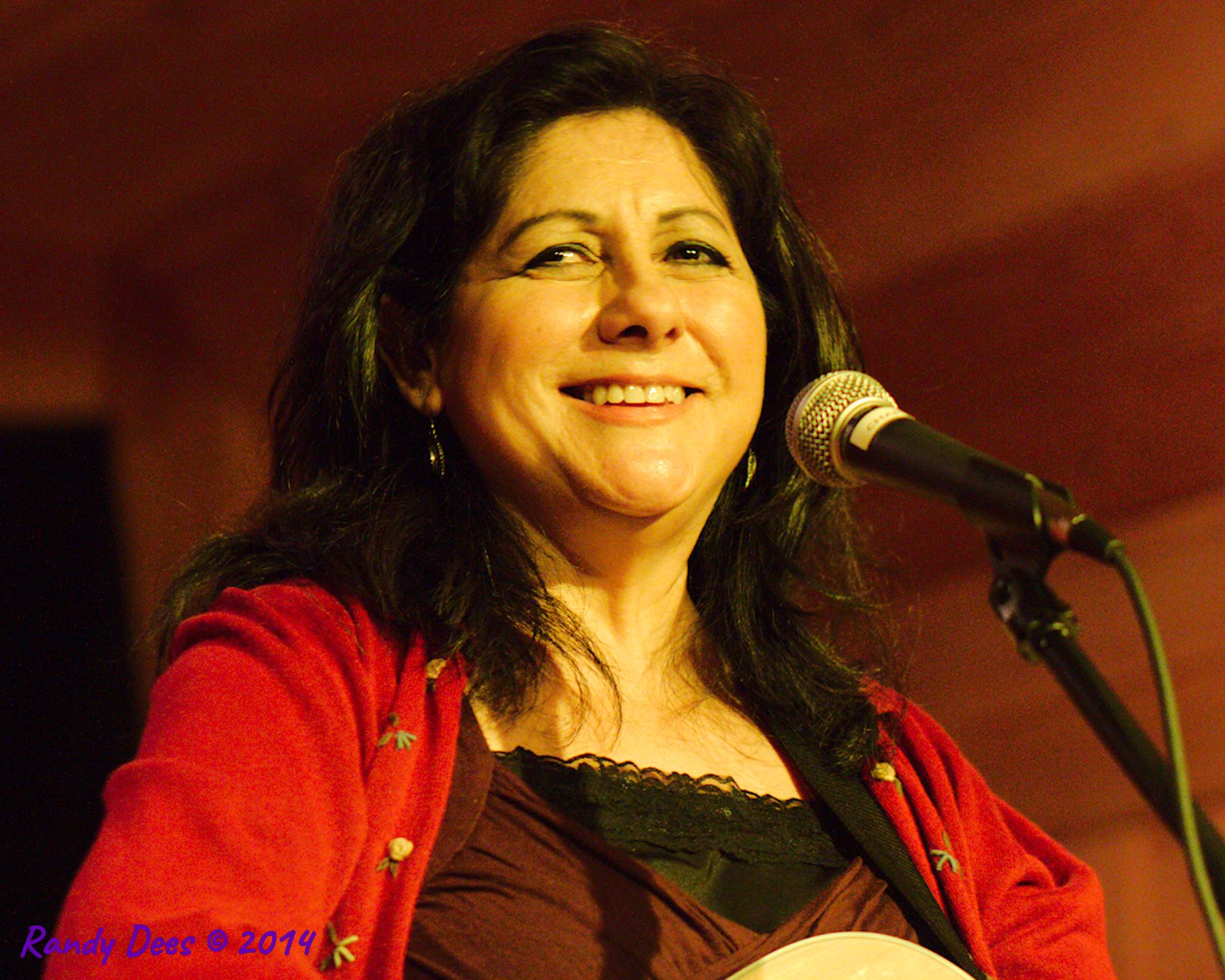 Tish Hinojosa